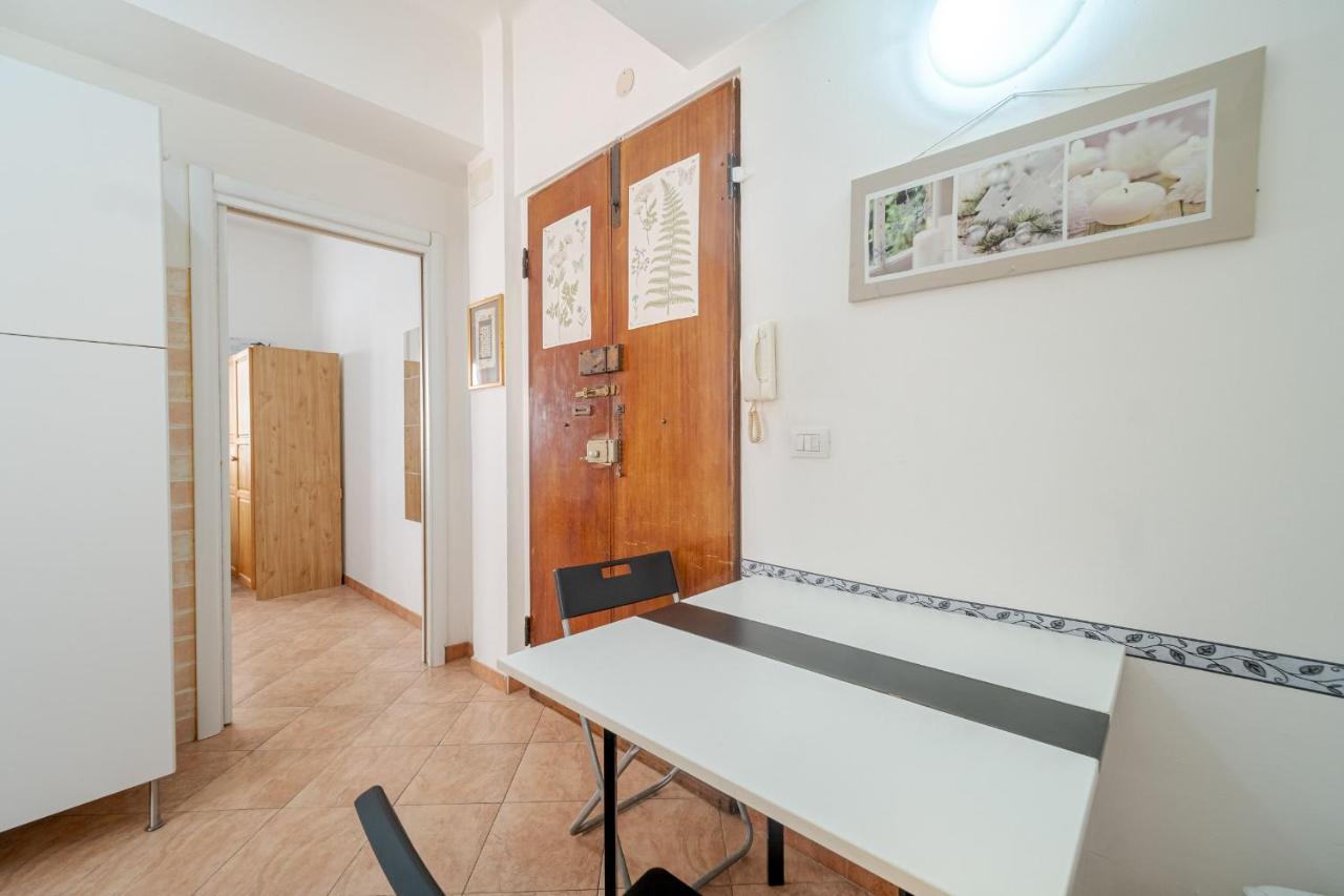 Borgoratti Comfortable Apartment Genova Eksteriør billede