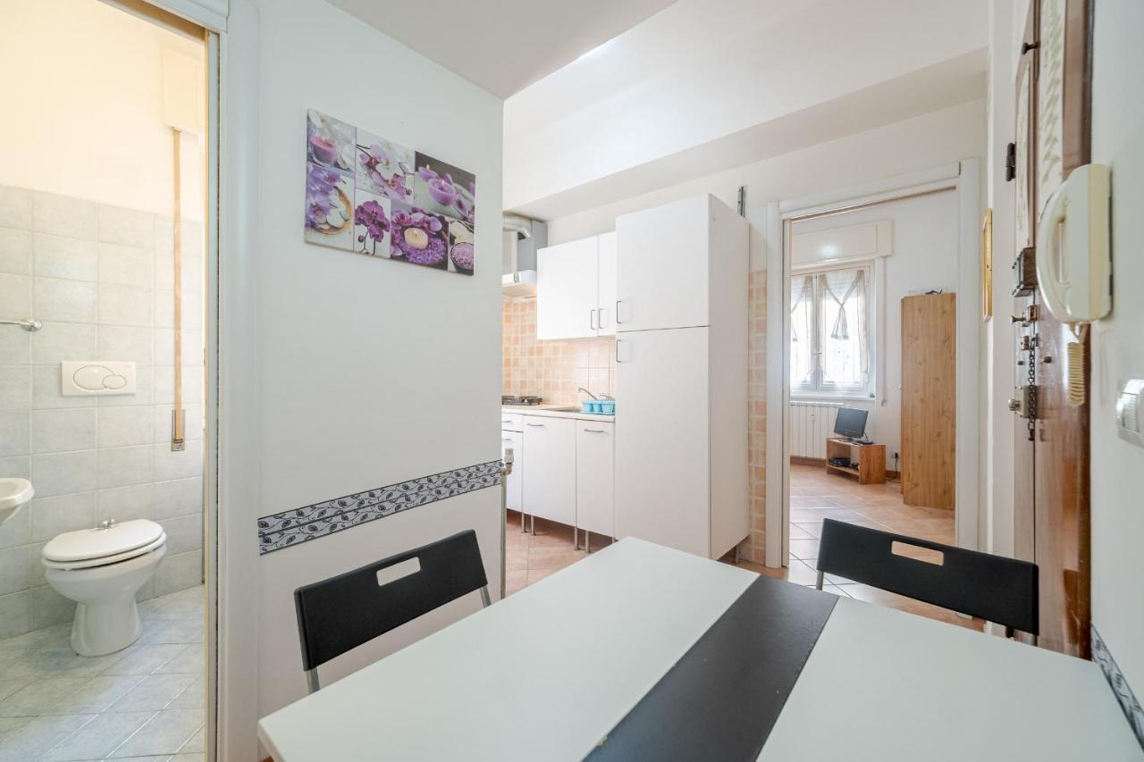 Borgoratti Comfortable Apartment Genova Eksteriør billede