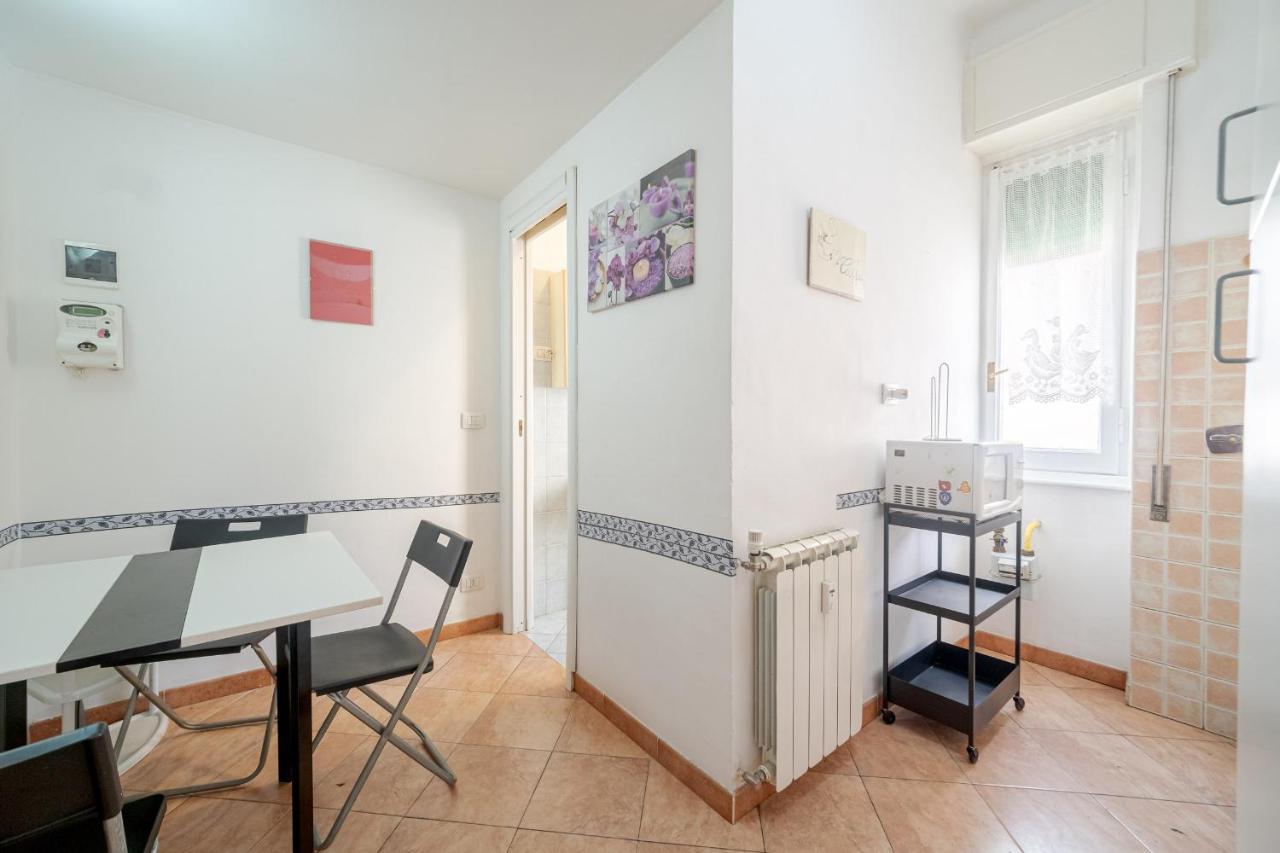 Borgoratti Comfortable Apartment Genova Eksteriør billede